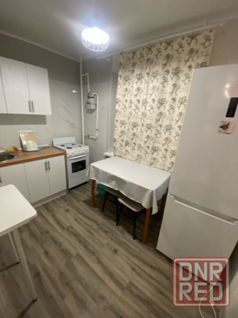 Сдам однокомнатную квартиру в Буденновском районе, Майский рынок Донецк - изображение 2