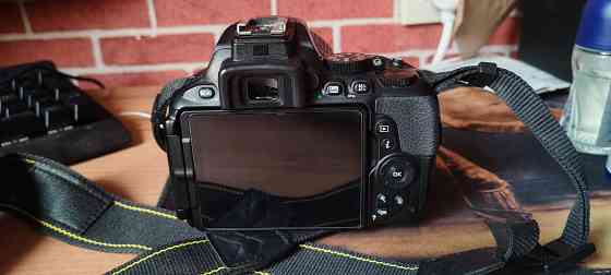 Продам Фотоаппарат Nikon D5600 Донецк