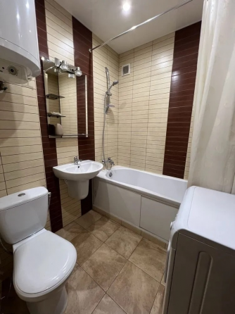 Сдается 2-комнатная квартира в Ворошиловском районе, гастроном Москва Донецк