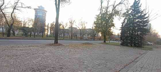 Сдам в Аренду Автосалон 360 м². Ремонт. Большая площадка и парковка. Центр Донецк