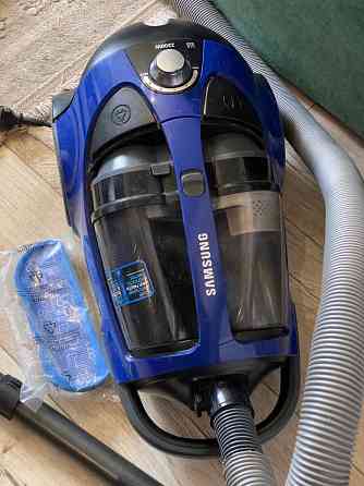 Мощный пылесос Samsung sc8836 Макеевка