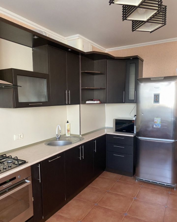 Сдам комфортную 2- комнатную квартиру в Ворошиловском районе ориентир Грин Плаза Донецк