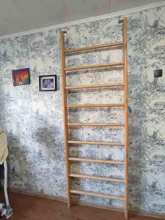 Шведская стенка, турник Макеевка