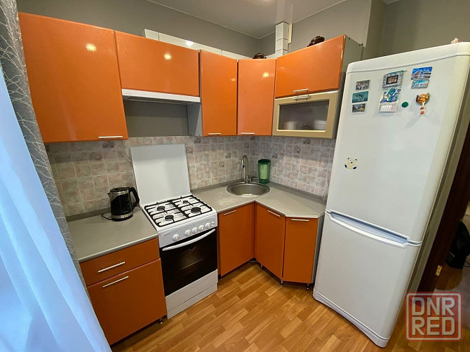 Сдам 1 комнатную квартиру г. Макеевка в кировском районе ул. Депутатская. Макеевка - изображение 2