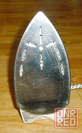 Маленький утюг Supra IS-2700 Донецк - изображение 4