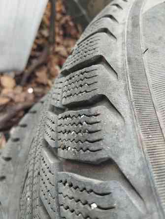 Продам зимнюю резину 185/65 R15 Донецк