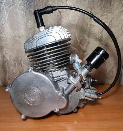 Продам двигатель Д5 от мопеда Рига . Макеевка