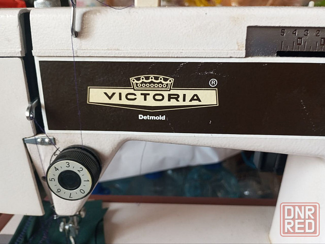 Продаётся швейная машинка Донецк - изображение 2