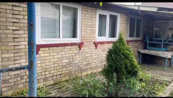 Продам добротный кирпичный ,отдельно стоящий дом в Горловке Горловка