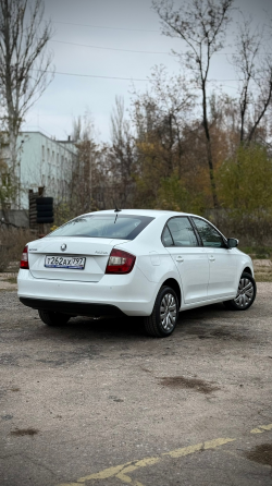 Продам Skoda Rapid Донецк