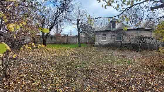 Продам домик с 17 сотками земли. Госакт. Червоногвардейка. Макеевка