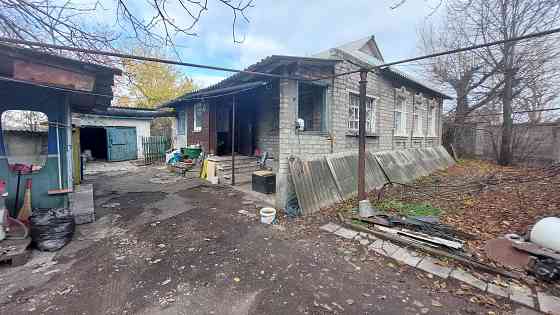 Продам домик с 17 сотками земли. Госакт. Червоногвардейка. Макеевка