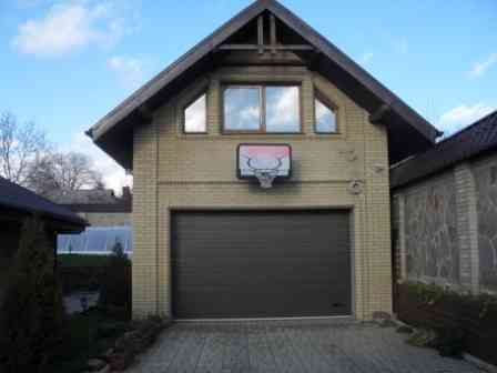 Продам гараж с ямой, ориентир стадион " Шахтер". Донецк