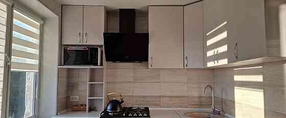 Срочно сдам двухкомнатную квартиру в Ленинском районе, Ленинский просп. Донецк