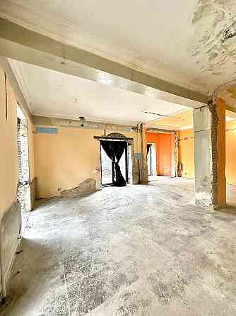 Аренда коммерческого помещения в Калининском р-не, г. Донецка, б-р Шевченко Донецк