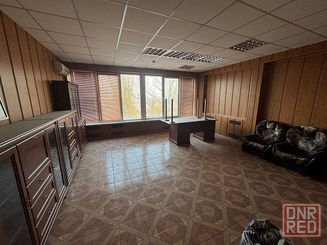 Аренда Офисного Помещения -Краеведческий музей-ул.Челюскинцев Общая Площадь 400кв Донецк - изображение 1