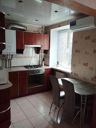 Сдается двухкомнатную квартиру , территориально Кировский район,Текстильщик Донецк