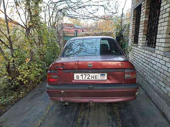 Opel Vectra A 2.0 бензин Донецк