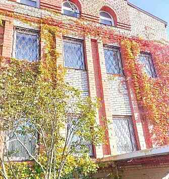 3-х этажный дом, ориентир Пивзавод. 468 м2. Документы готовы, госакт. Донецк