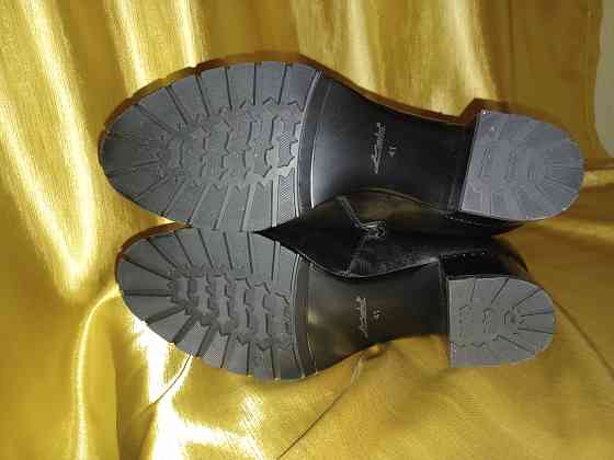 Эксклюзив. Зимние кожаные сапоги, р.41, широкое голенище 47 см.. Донецк