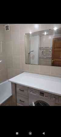 сдам 2 к.кв. калининск. р. пархоменко 50000 р торг бойлер 100 л.. Донецк