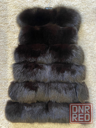 Продам меховую жилетку! Макеевка - изображение 2