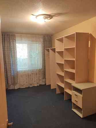 Калининский рынок, 3к. кв-ра, ул. Владычанского, 1/5 Донецк