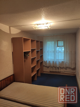 Калининский рынок, 3к. кв-ра, ул. Владычанского, 1/5 Донецк - изображение 2