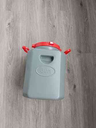 Новая бочка на 30 литров с большой крышкой Донецк