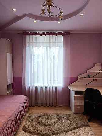 Продам 4х комн кв в центре города пер. Маяковского и ул.Университетская Донецк