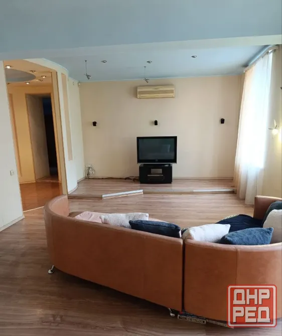 Продам 4х комн кв в центре города пер. Маяковского и ул.Университетская Донецк - изображение 1