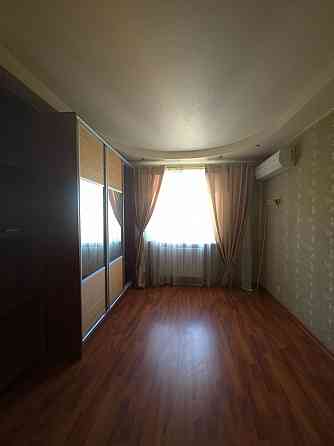 Продажа трехкомнатной квартиры в Кировском районе, ул.Петровского Донецк