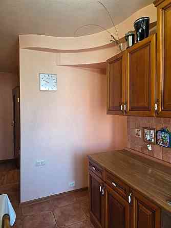 Продажа трехкомнатной квартиры в Кировском районе, ул.Петровского Донецк