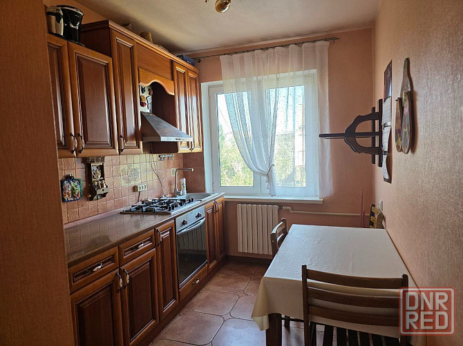Продажа трехкомнатной квартиры в Кировском районе, ул.Петровского Донецк - изображение 3