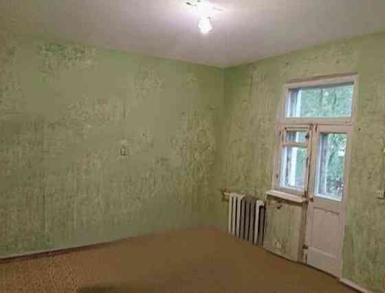 Продам 1 к.кв. на Университетской, 3 эт., сталинка Донецк