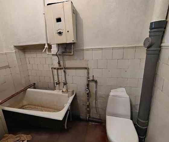 Продам 1 к.кв. на Университетской, 3 эт., сталинка Донецк