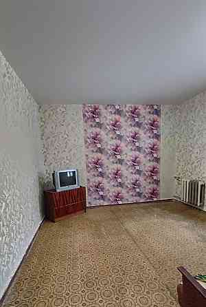 Продам 1 к.кв. на Университетской, Дом учителя, 3 эт., сталинка Донецк