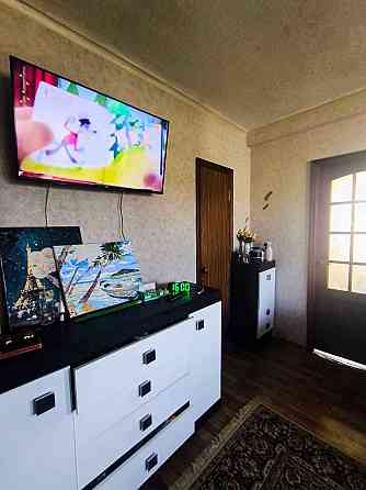 Продается уютная трёхкомнатная квартира в сердце Ильичёвского районе Мариуполь