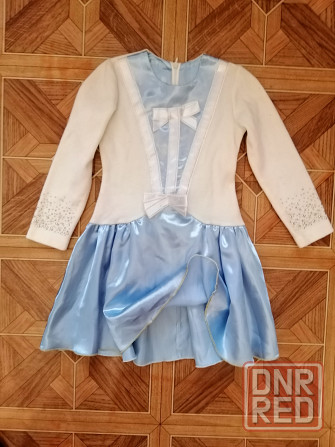 Продам платье детское велюр сатин на 4 года Донецк - изображение 1