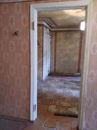 Снижена цена .Продам 2 комнатную кварттиру под ремонт пл. Свободы Донецк