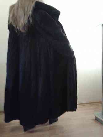 Продаю шубу из нутрии Донецк