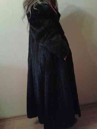 Продаю шубу из нутрии Донецк
