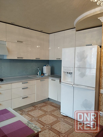 Сдам 3-х ком.кв-ру Центр Набережная 3/9 евроремонт Донецк - изображение 1