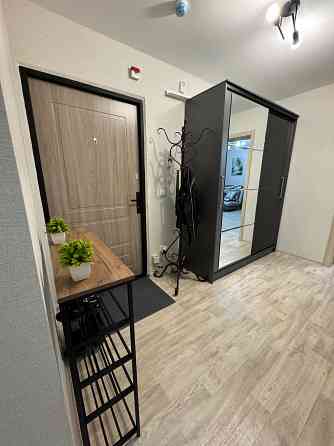 Уютная двухкомнатная квартира с панорамным видом в центре города Мариуполь