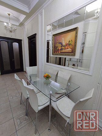 Сдам реальную отличную 2к.кв в самом центре с водой 24/7 Донецк - изображение 1