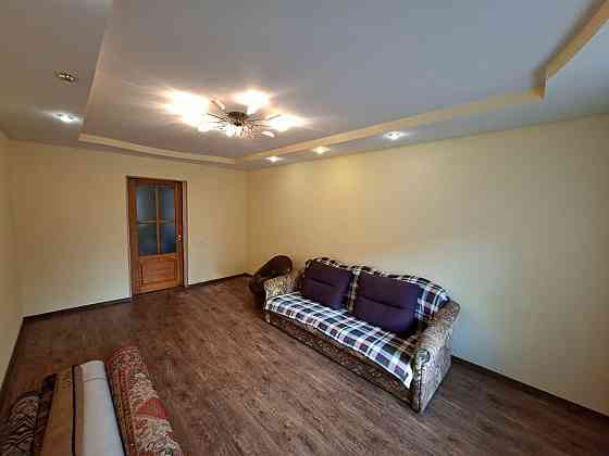 Продается отличная двухкомнатная квартира с новым ремонтом, возле "Радуги" Донецк