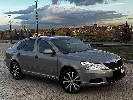 продам Skoda Octavia A5 2012 года! Донецк