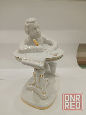 Статуэтка "Юнный Пушкин" Донецк - изображение 4