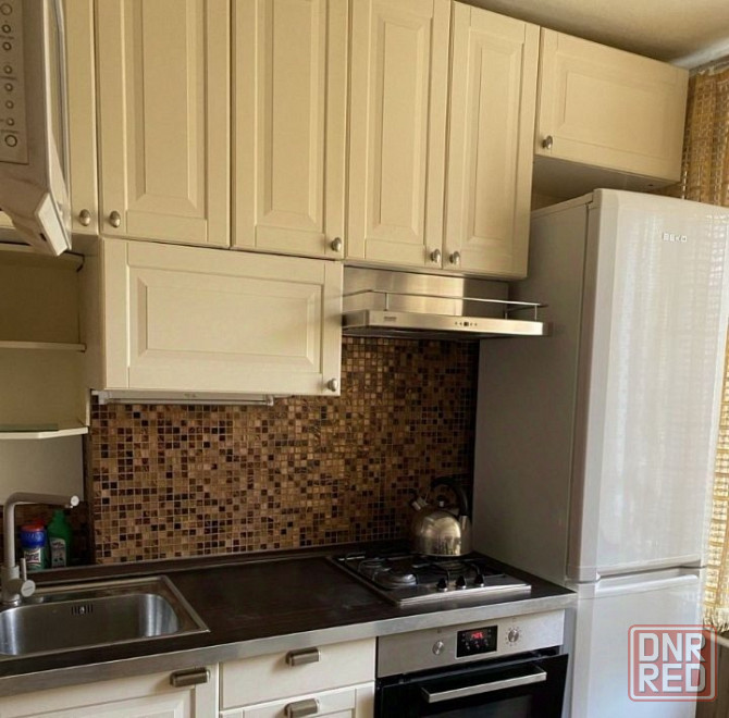 Сдаю двухкомнатную квартиру Киевский район, улица Батищева, ориентир Радиорынок Маяк Донецк - изображение 4