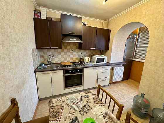 Продаётся 2-комн. квартира, Шахтерская площадь Донецк